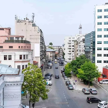 Beautiful - Location - Netflix