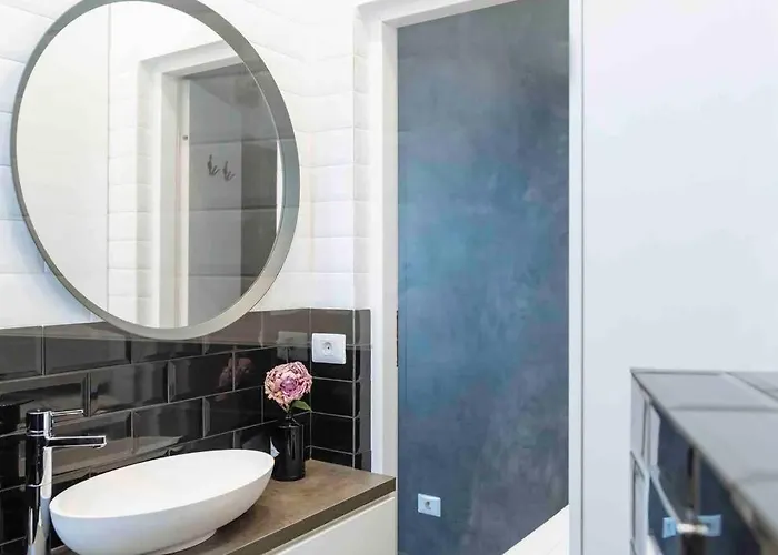 Beautiful - Location - Netflix *